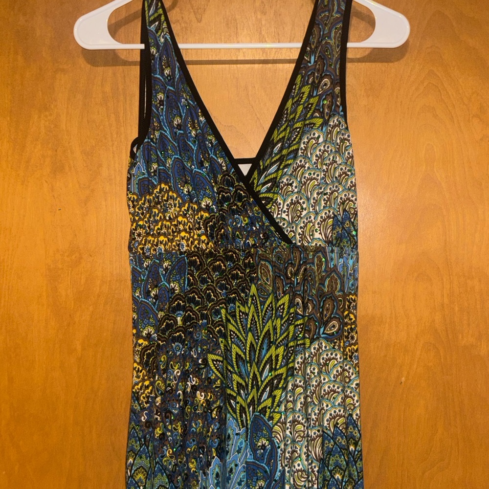 Dream Dance Peacock Feather Sequin Embellished V-Neck Party Dress - Size Small